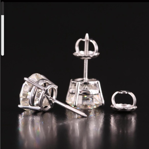 14.0 KT WHITE GOLD 3.48 CTW LAB GROWN DIAMOND EARRINGS - Picture 5 of 6